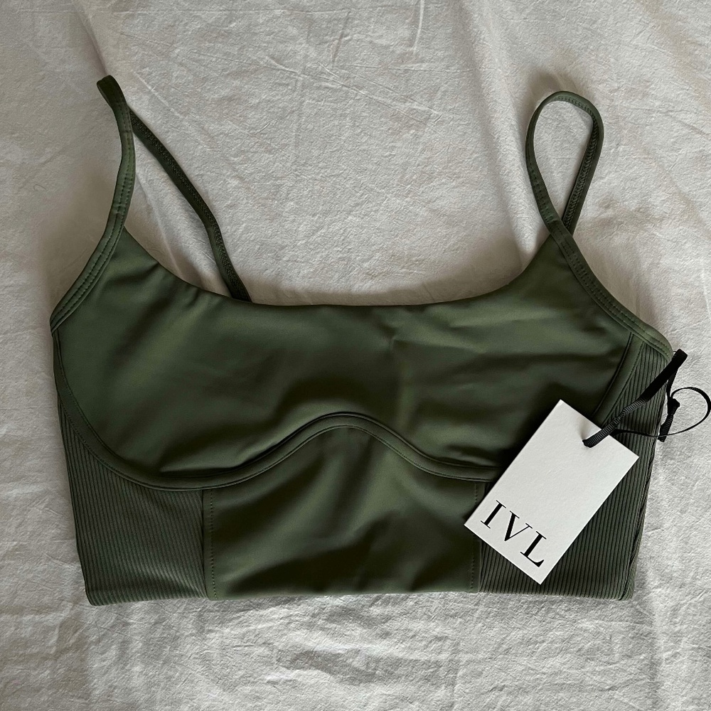 IVL Hydralux Bustier Bra De Lichen Green Size 4 Like Alo Airbrush Streamlined